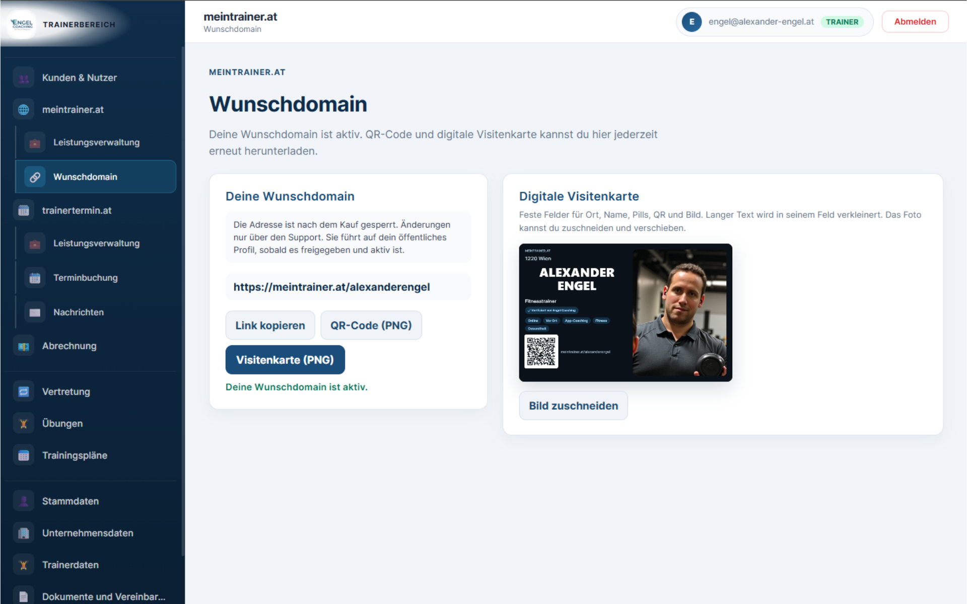 Wunschdomain, QR-Code und digitale Visitenkarte nebeneinander.